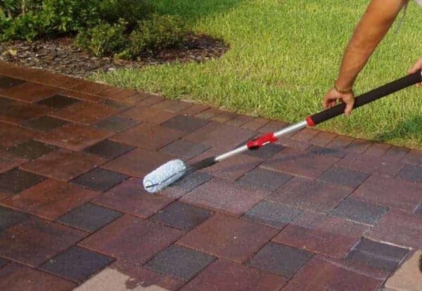 Paver-Sealing-Process